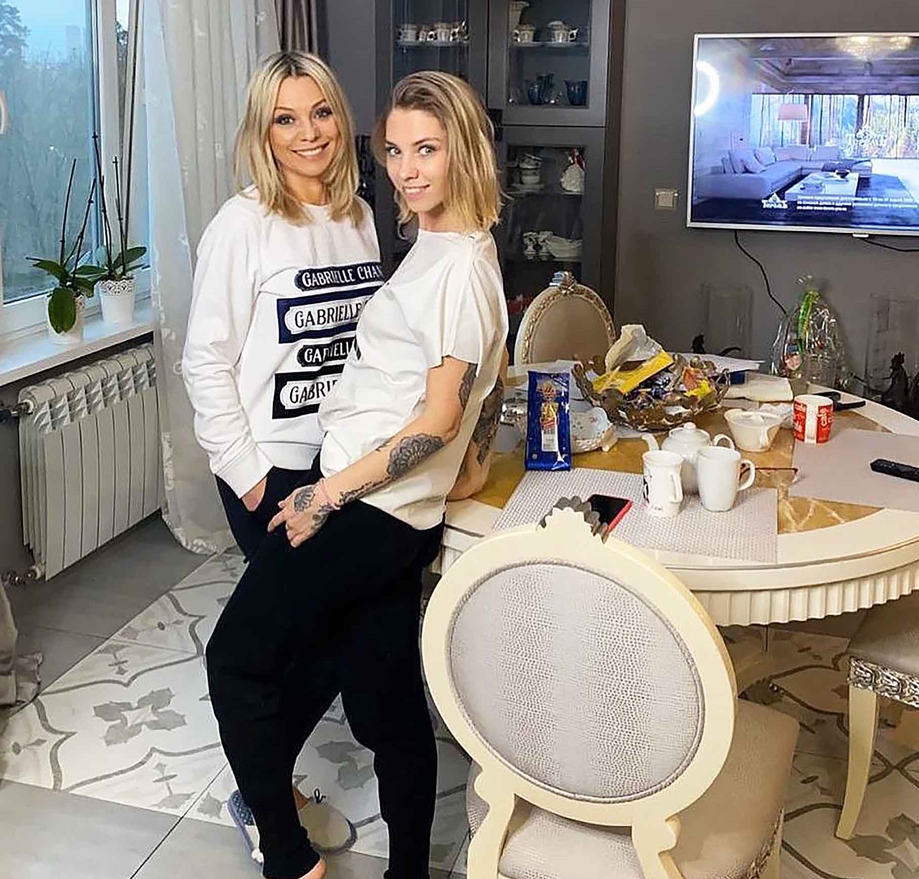 Живёт в Лондоне, сделала кучу татуировок и не общается с отцом. Какой стала 38-летняя дочь Ирины и Виктора Салтыкова