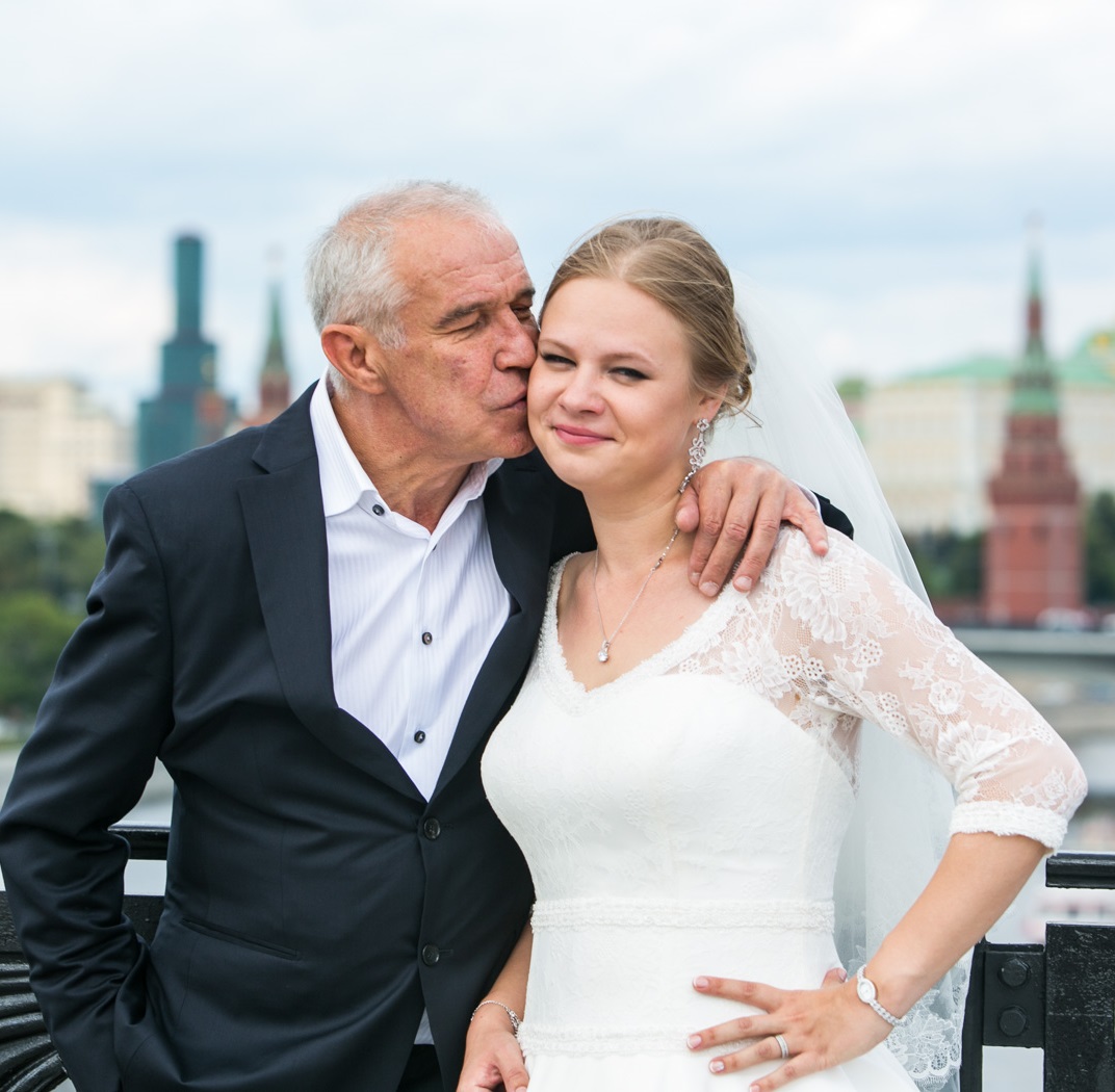 Поздний сын младше дочери на 18 лет. Как выглядят дети Сергея Гармаша и чем они занимаются?