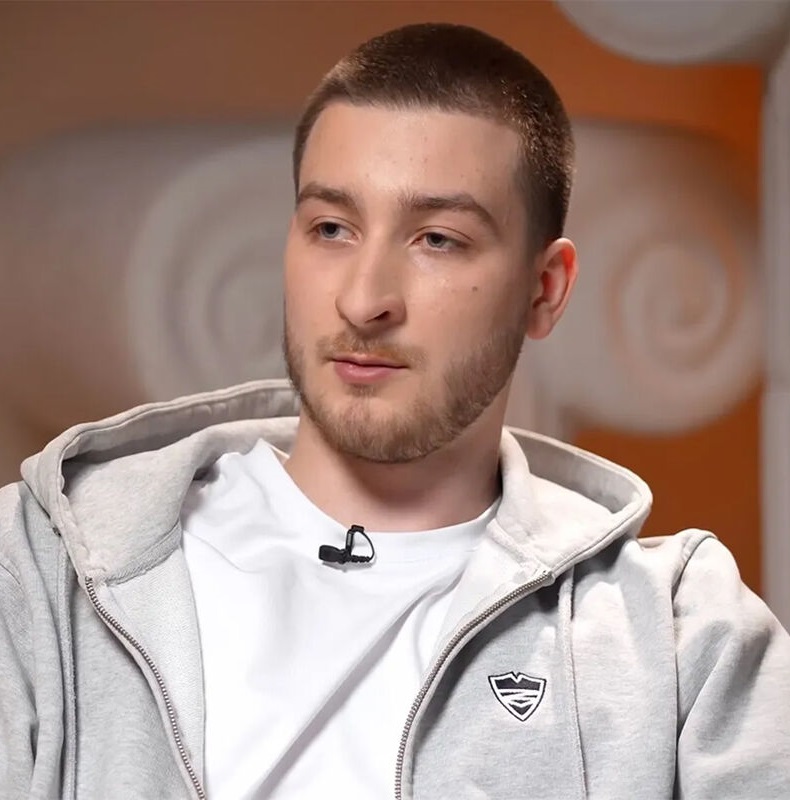 Плющенко бросил её на сносях и она вырастила ребёнка в одиночку: Каким вырос сын Марии Ермак, который стал копией отца