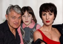 Дочь — папина копия, сын стал кинологом, вдова продолжила дело. Как живет последняя жена Владимира Турчинского и его дети.