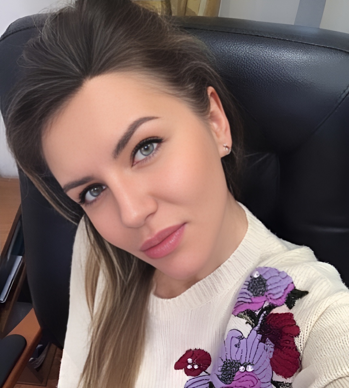 Как сейчас выглядит 35-летняя Ксения Дедюшко - единственная дочь актёра Александра Дедюшко