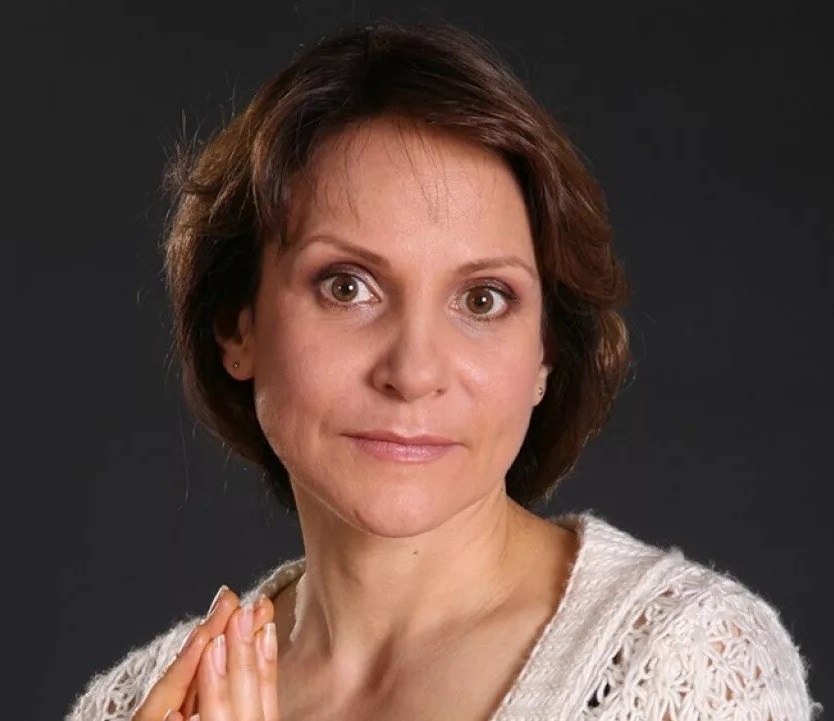 Потеряла ребёнка и сильно изменилась. Как сейчас живет актриса из "Сватов" Людмила Артмьева