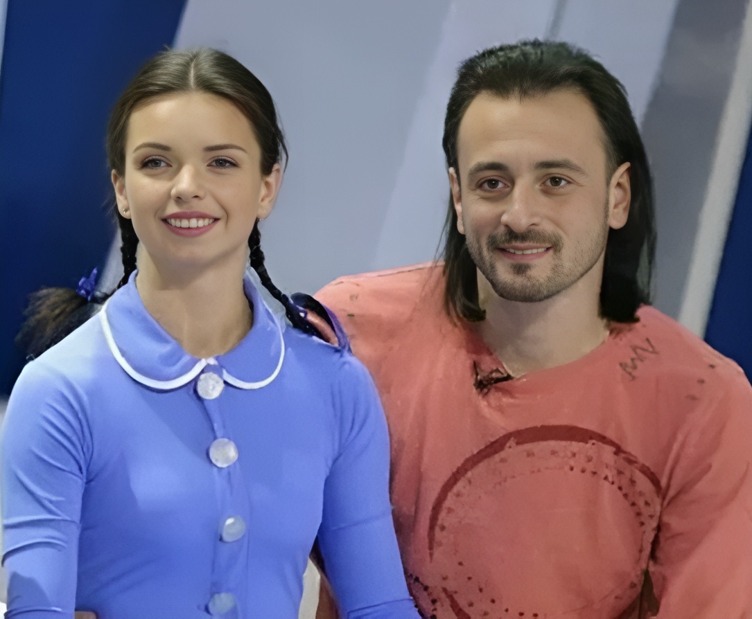 Вымахал 2-метровым красавцем: Как выглядит сын Алисы Гребенщиковой, от которого отказался отец