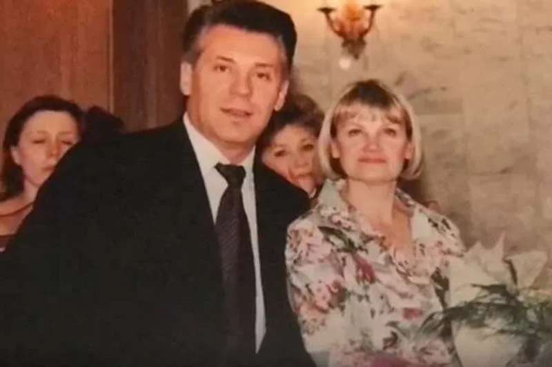 В 69 лет доит коз и живёт на ферме. А его дочь владеет замком XV века во Франции: как живёт Владимир Березин