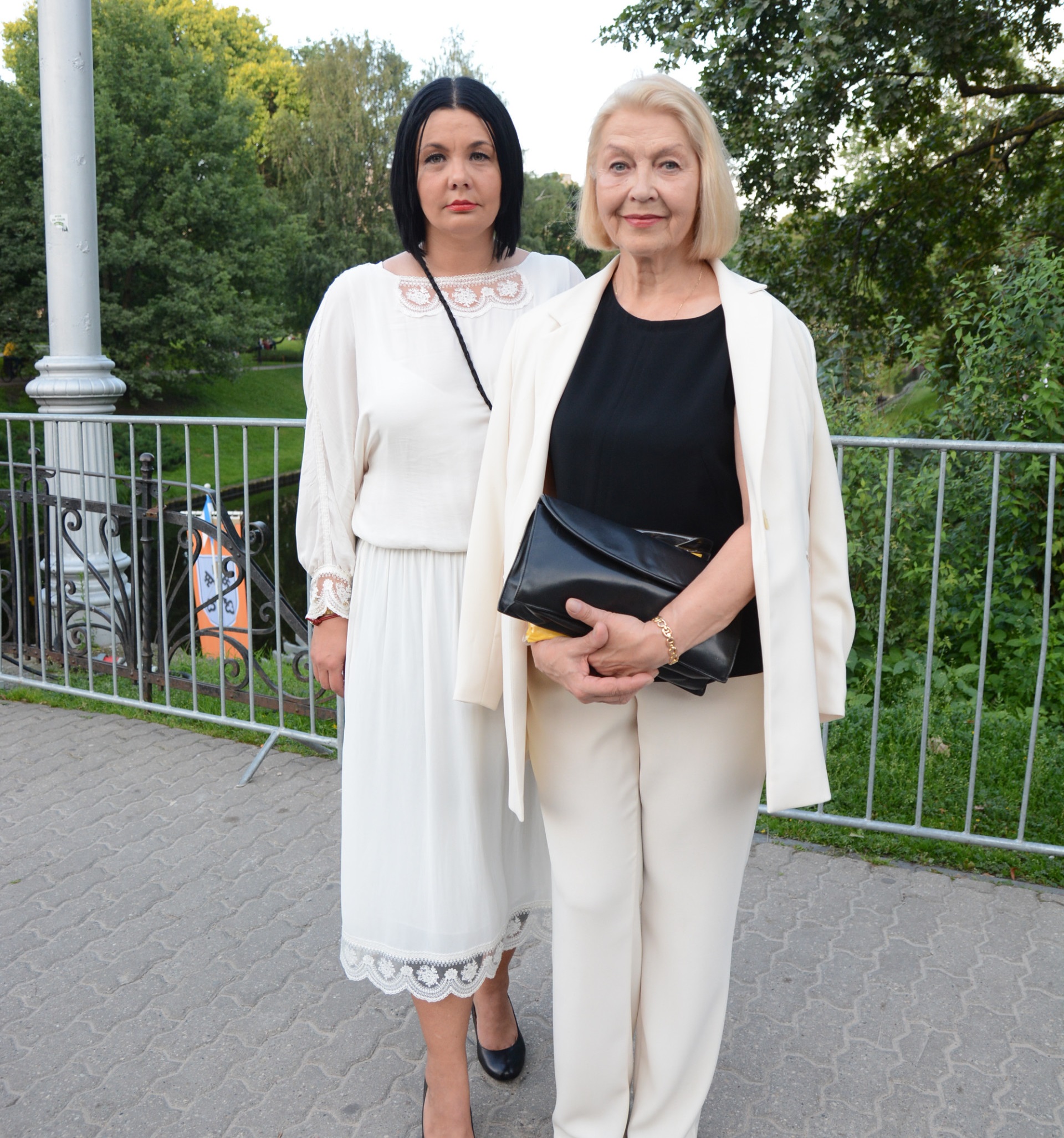 3 года назад не стало Лилиты Озолини: как сейчас живёт её 46-летняя дочь Лилиана, как выглядит и чем занимается