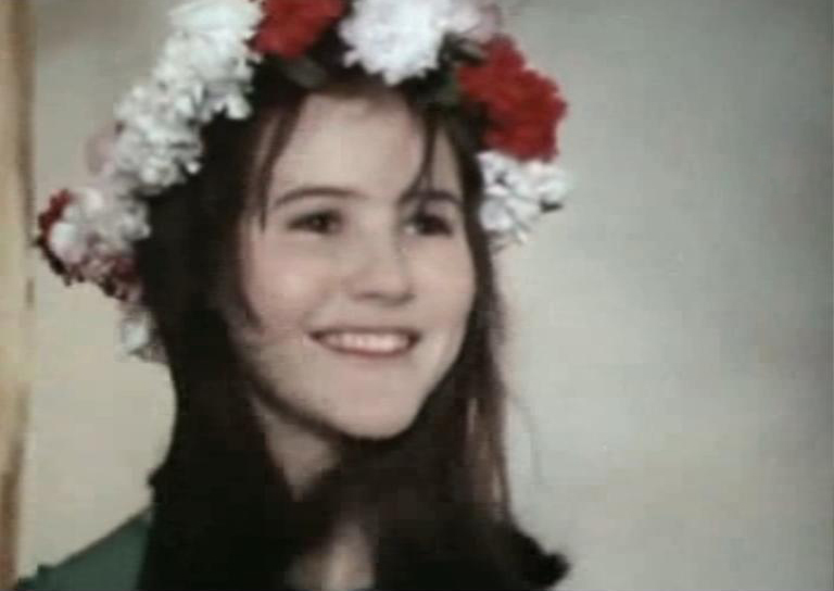 Ей 73 года. Не стала жить в тени знаменитой сестры, оставила кино ради простой работы и выбрала семью. Судьба Ирины Варлей