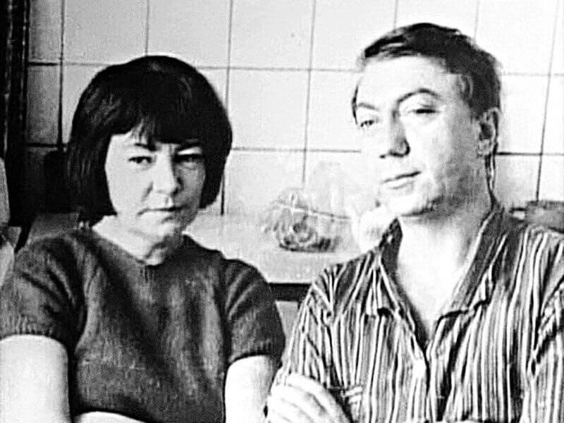 «Без Майки я жить не буду». Роман Ткачук ушел вслед за женой через несколько часов: что стало с сыном актёра