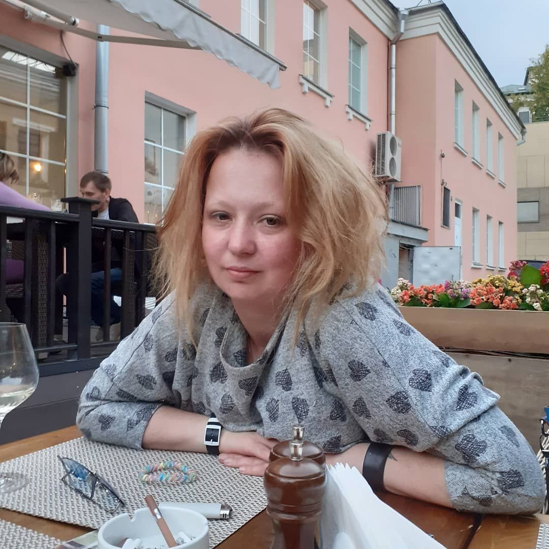 Сделала из квартиры Людмилы Гурченко "склад хлама", а дачу продала за 16 миллионов: как живёт 42-летняя внучка актрисы