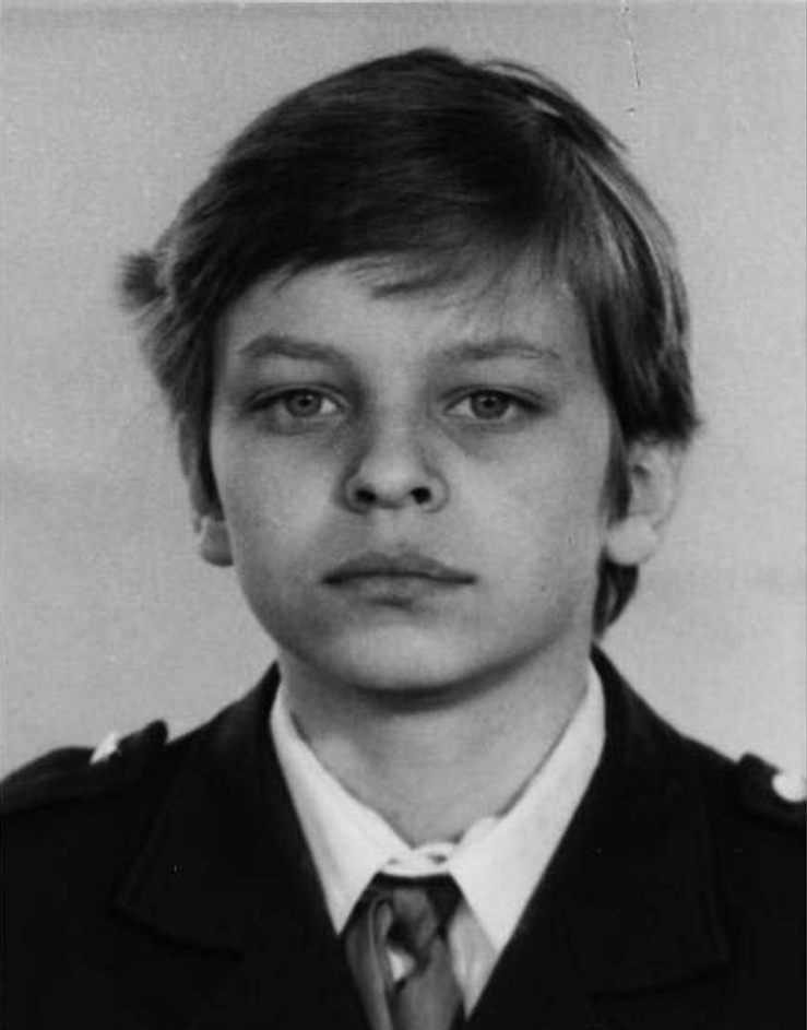 Женился на Юлии Высоцкой, дочь от второй жены, с третьей - 17 лет не идёт в ЗАГС. Как живёт актёр Анатолий Кот