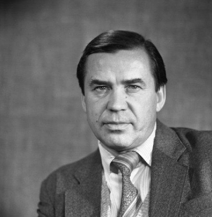 Дочь вышла замуж за Кинчева, внучка стала известной актрисой: судьба актера "Я шагаю по Москве" Алексея Локтева