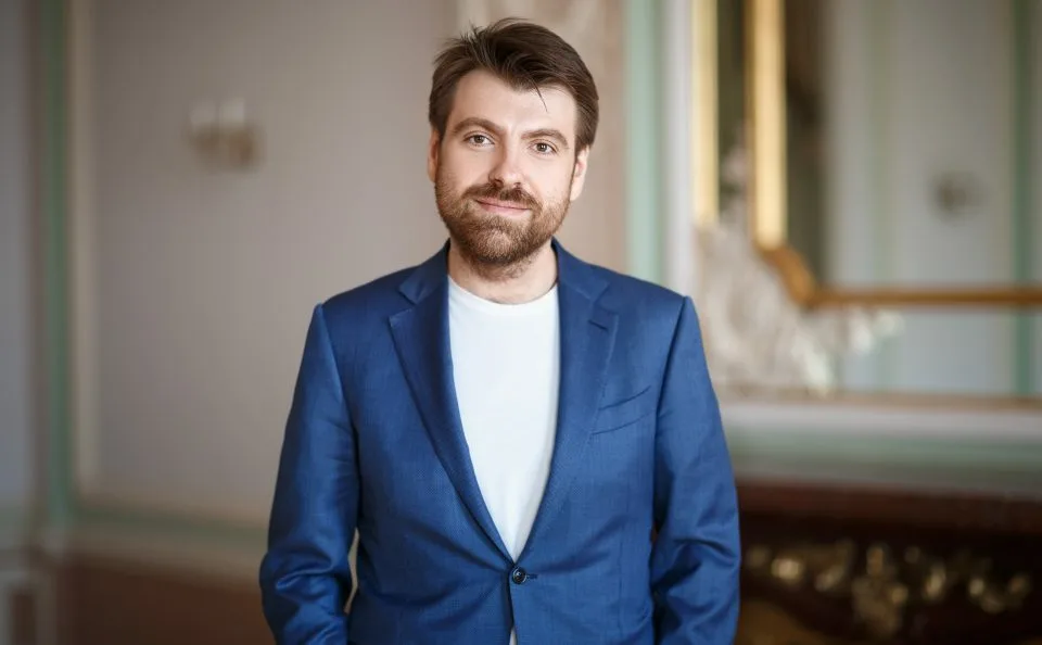 Похудел на 50 кг, женился на чиновнице и снова стал холостяком: что стало с Александром Сёминым бывшем мужем Бледанс