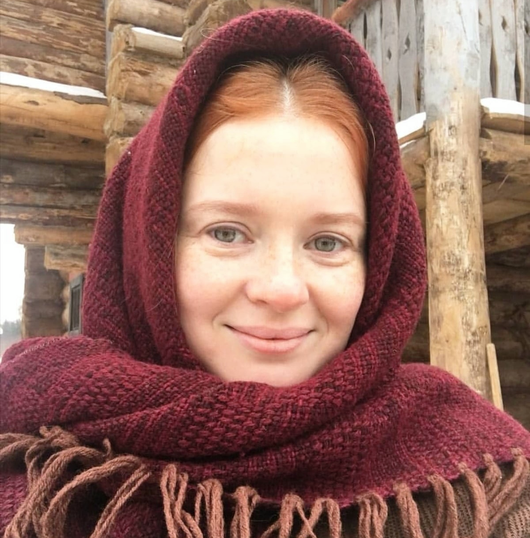 Её называли «пельменем» а теперь её лицо стоит миллион долларов: как живёт Екатерина Копанова с мужем и четверыми детьми