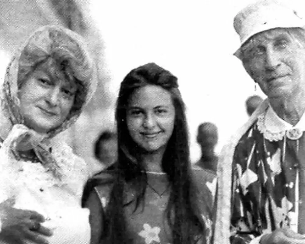 "Никогда им этого не прощу": что стало с 71-летней дочкой Георгия Вицина спустя 24 года после ухода отца