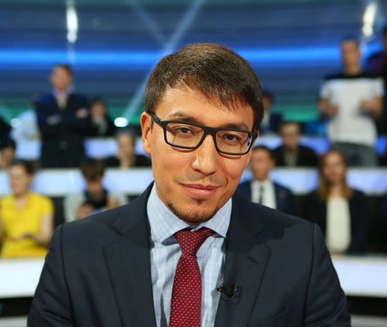 Дмитрий Абзалов: кто его жена, есть ли дети и какую национальность ему приписывают