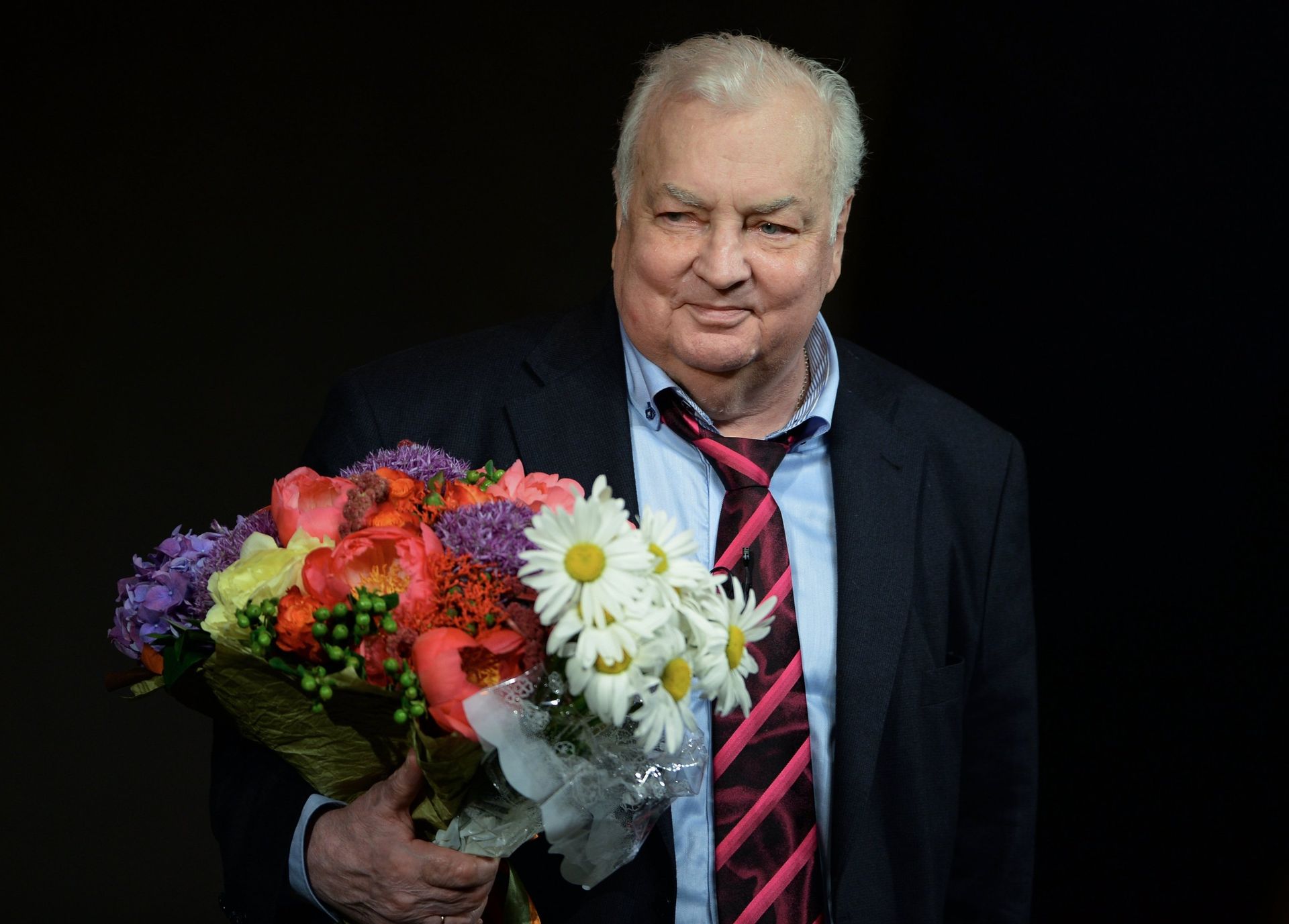Прошло 8 лет: дочь Державина отказалась от наследства в пользу мачехи - как сегодня живет 80-летняя Роксана Бабаян