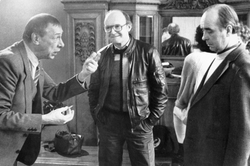Коллеги писали доносы, Ефремов отнял роль, а с братом не разговаривал 25 лет: драма Олега Борисова