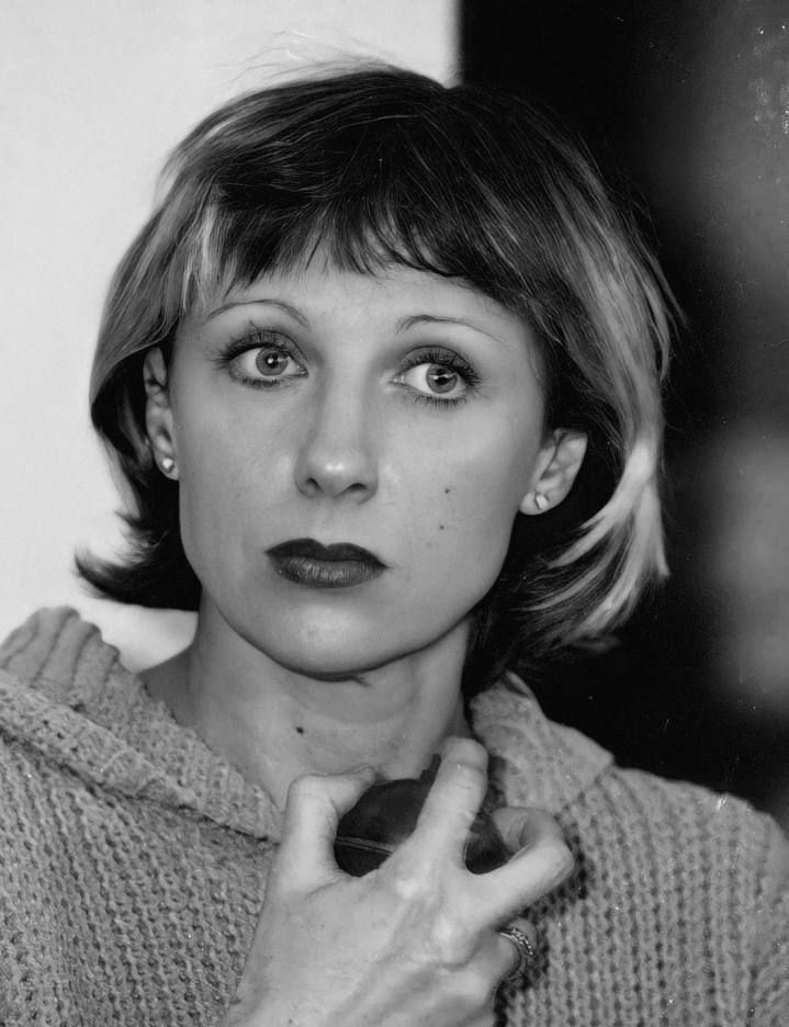 Разбила чужую семью, стала звездой «Каменской», а сын покрыл лицо татуировками: судьба Елены Яковлевой
