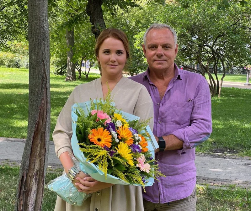Увела женатого Мохова из семьи, родила сына, но он бросил и её: как живёт Дарья Калмыкова