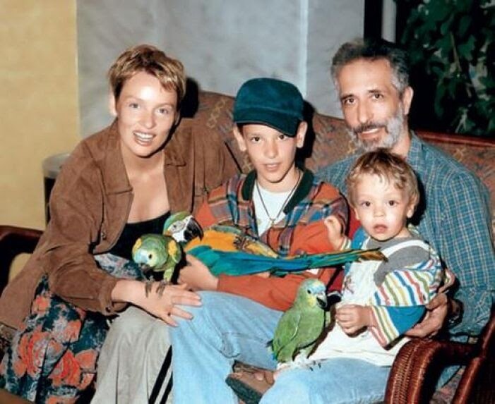 Осталась на улице без денег, с детьми и с миллионными долгами: почему Жанна Эппле живёт на 24 тысячи рублей