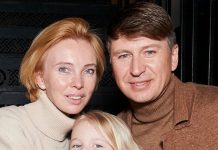 Елизавета и Мишель растут красавицами: как выглядят повзрослевшие дочери Алексея Ягудина и Татьяны Тотьмяниной