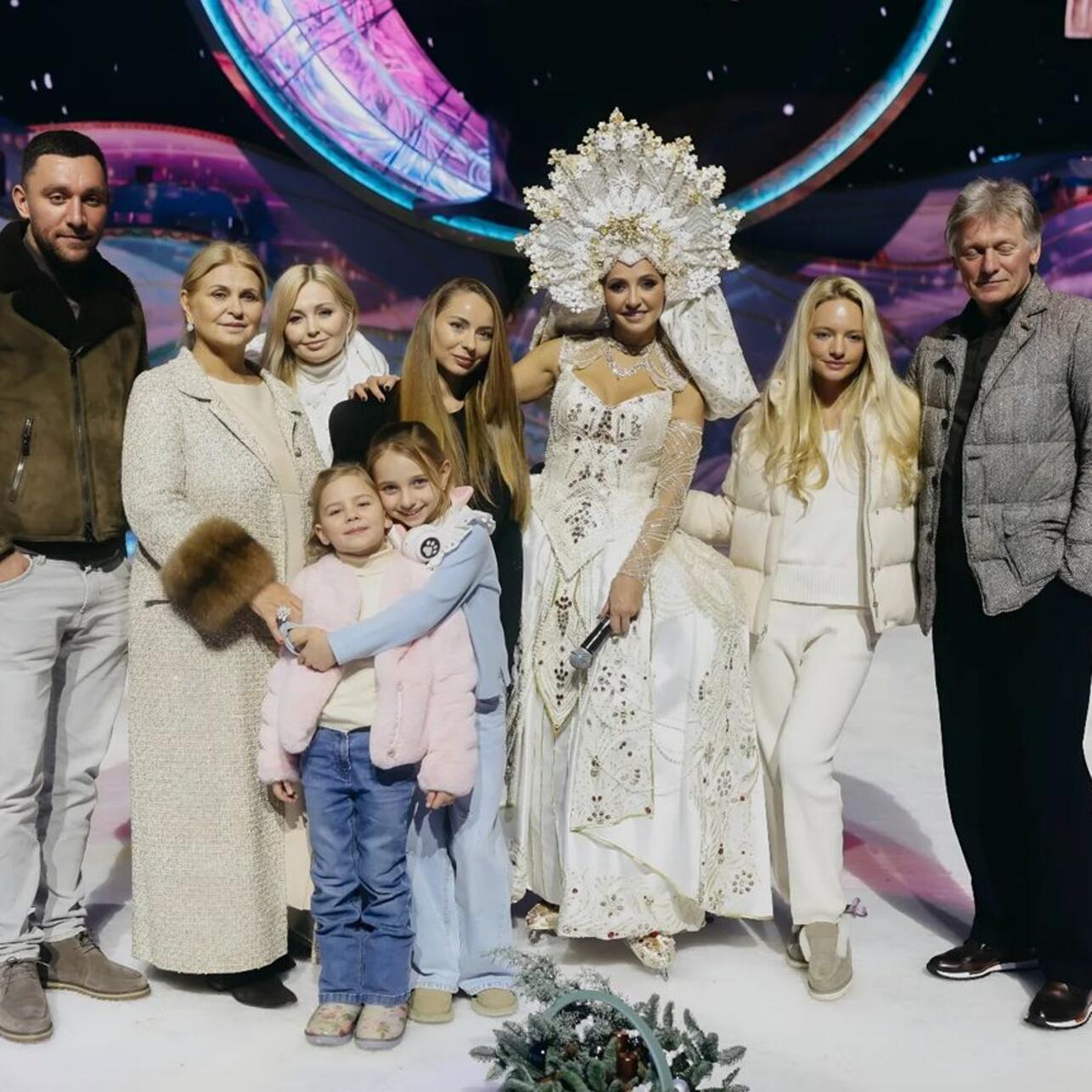 "Вылитый Песков только без усов": повзрослевшая дочь Навки уже выступает на льду. Как выглядит 12-летняя Надя Пескова