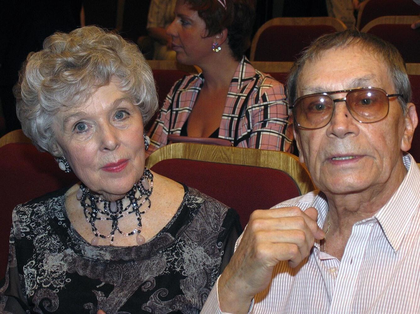 Молчал всю жизнь: Вера Васильева прожила с Ушаковым 56 лет и лишь после его ухода узнала тайну бездетности