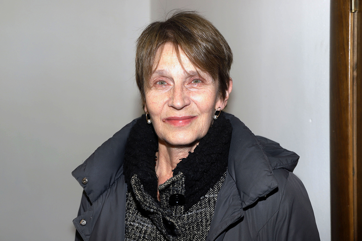 Как живёт 70-летняя Елена Сафонова - главная «мать-одиночка» советского кино, которую теперь не узнают