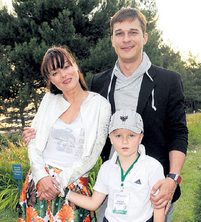 Записала сына на Домогарова, хотя он не был его отцом: Куда пропала 51-летняя Наталья Громушкина и как выглядит