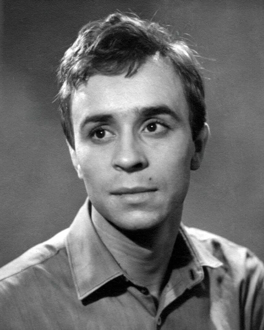 Коллеги писали доносы, Ефремов отнял роль, а с братом не разговаривал 25 лет: драма Олега Борисова