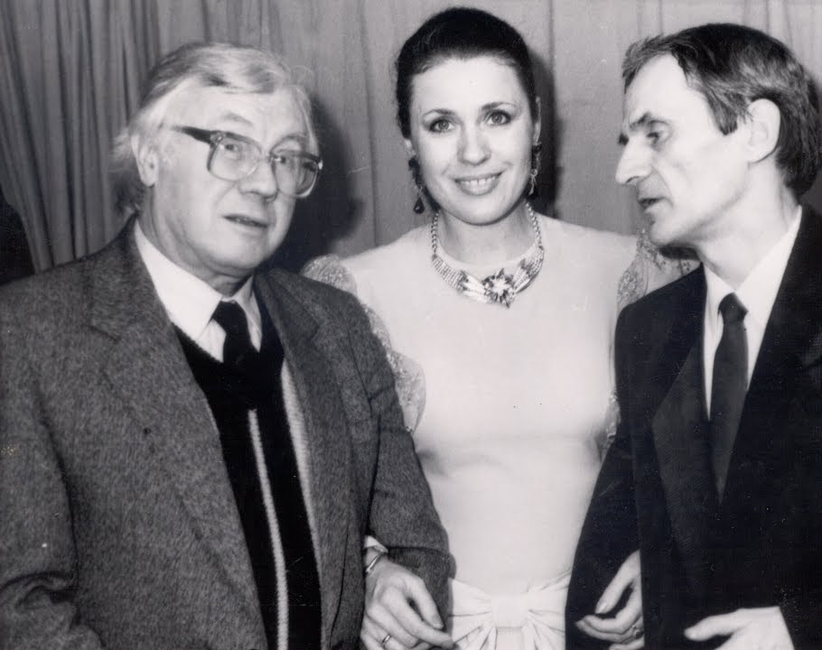 20 лет любила чужого мужа, а сама годами ждала своего: что скрывала Валентина Толкунова