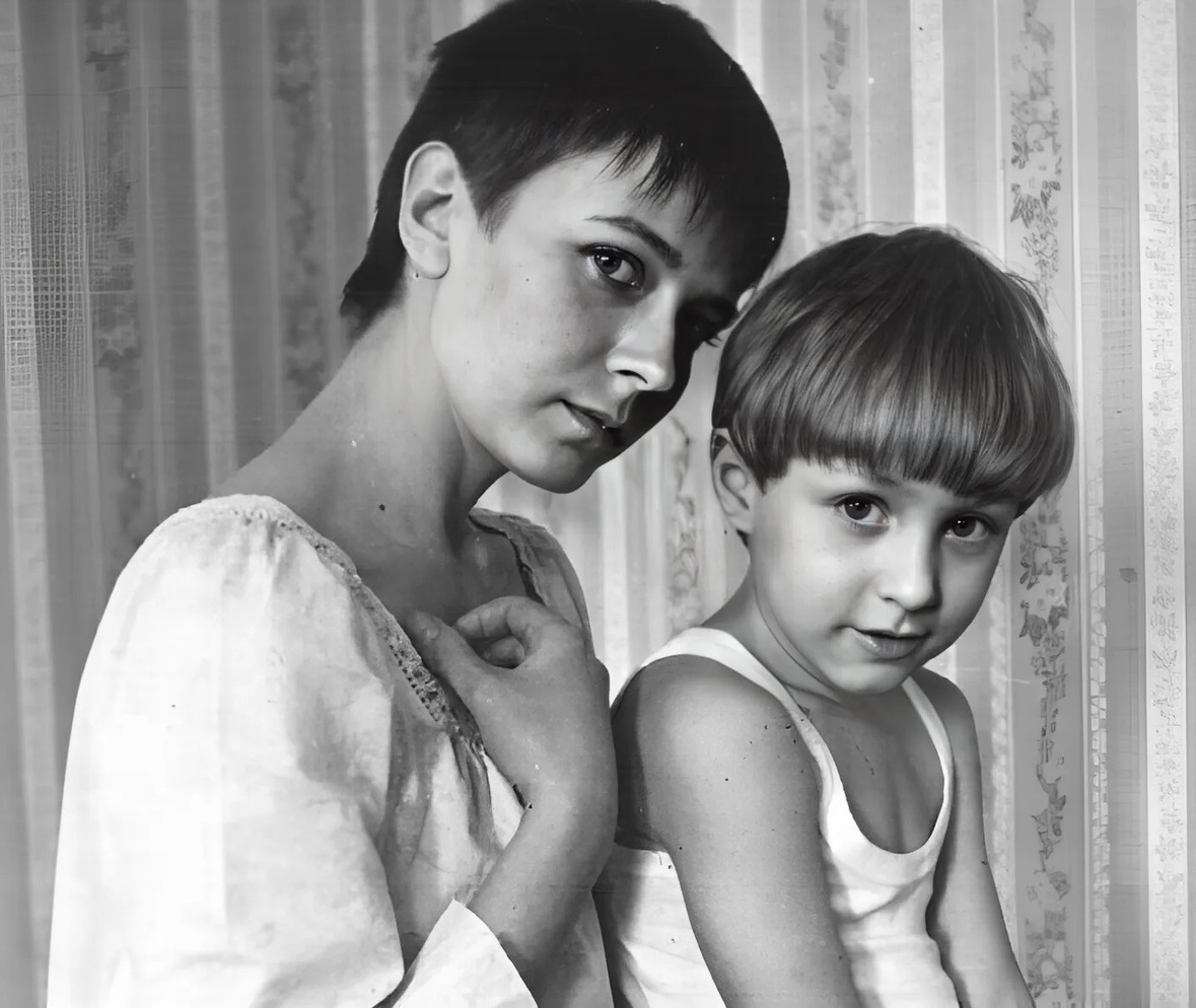 Как живёт 70-летняя Елена Сафонова - главная «мать-одиночка» советского кино, которую теперь не узнают
