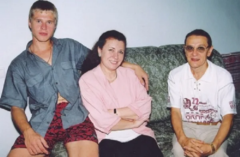 20 лет любила чужого мужа, а сама годами ждала своего: что скрывала Валентина Толкунова