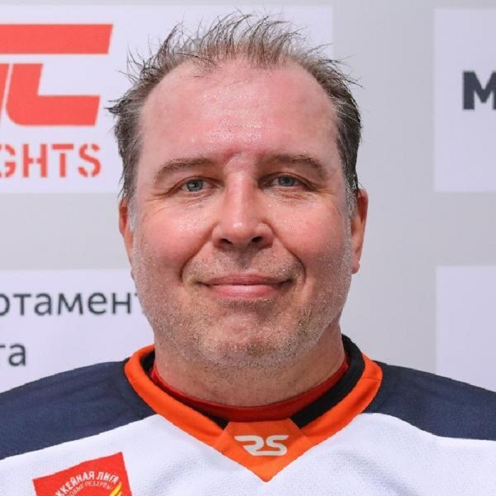 После развода с Ларисой Долиной он исчез: куда пропал Илья Спицын и чем занимается сейчас