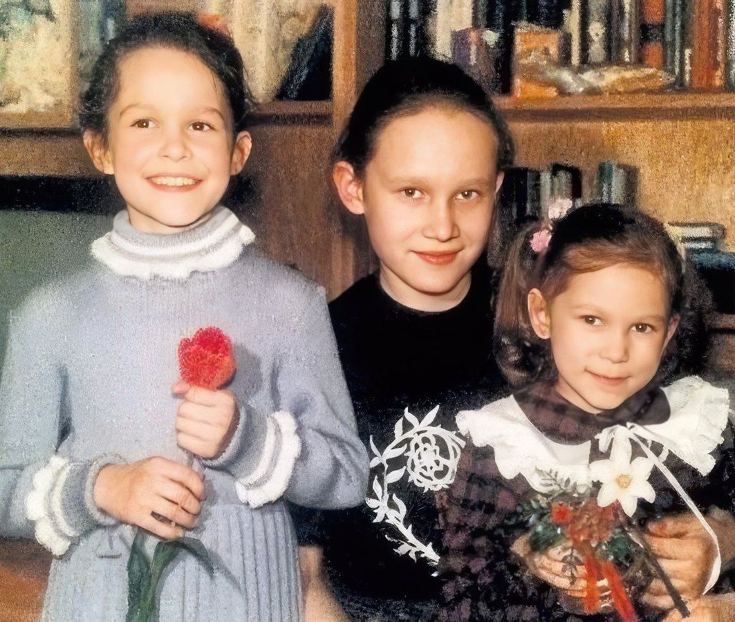 Прошло 14 лет после расставания с Кузичевым: за кого вышла замуж 54-летняя Виктория Толстоганова и как живет сейчас